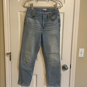 Good American Light Blue Jeans